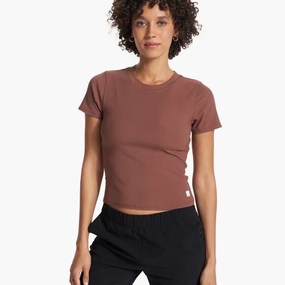 Vuori Pose Fitted Tee Hazelnut Ribbed Short Sleeve Modal Blend Top Small EUC - Picture 1 of 15